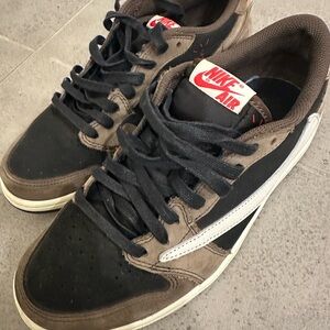 Nike Air Jordan 1 Low x Travis Scott Cactus Jack Size US 8 men’s